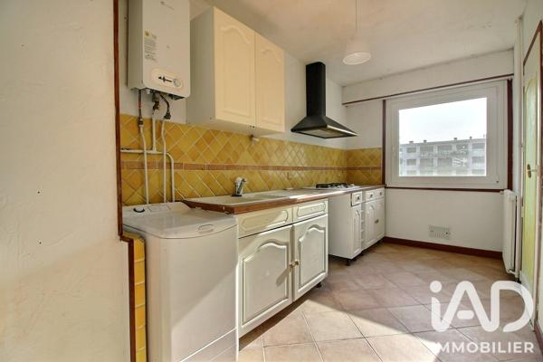 Appartement à vendre 4 pièces 77,37 m² Évry-Courcouronnes