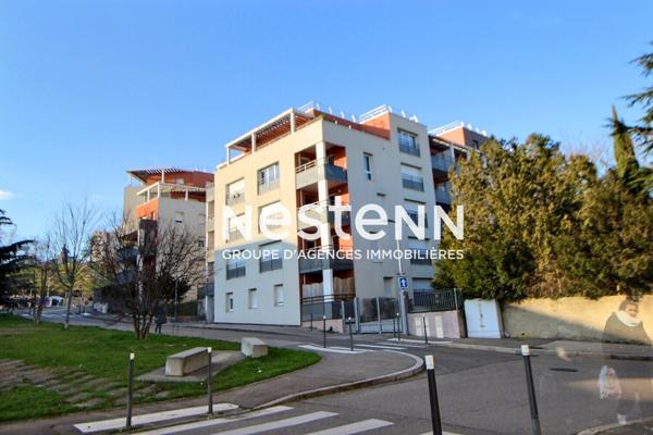 Appartement T1 moderne à vendre au centre-ville de Vénissieux - Idéal primo-accédant