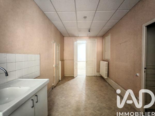 Immeuble à vendre 181 m² Largentière