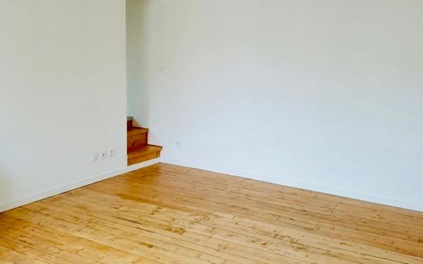 Immeuble à vendre    9 pièces • 220 m2 Château-Thierry