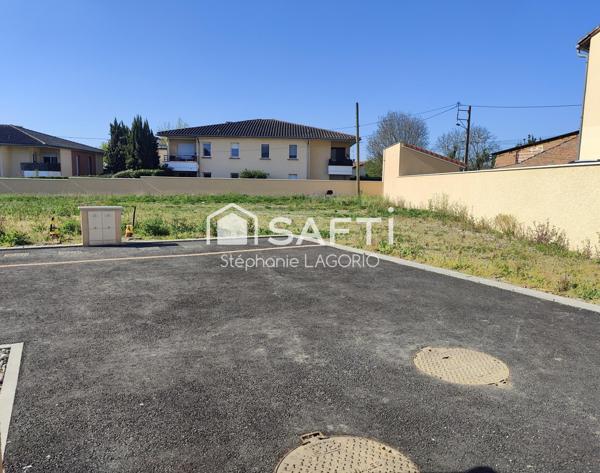 Terrain entièrement viabilisé de 531 m²