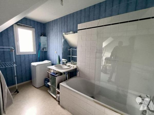 NOUVEAUTE TRENTE CINQ NOTAIRES - Les commerces aux pieds de la résidence - Bus et gare à proxim...