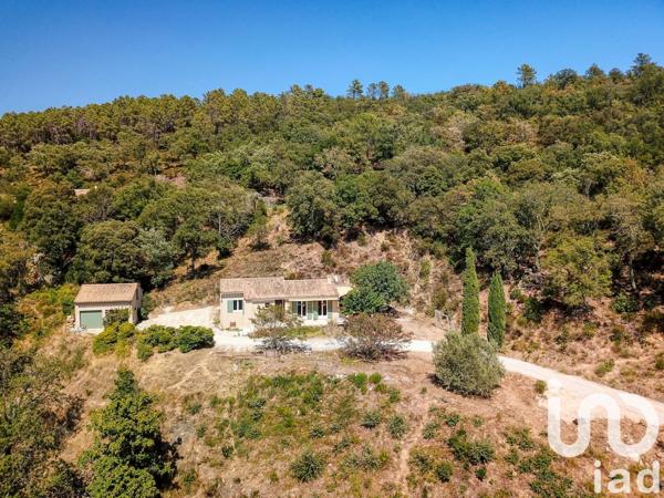 Maison 4 pièces de 119 m² à La Garde-Freinet (83680)