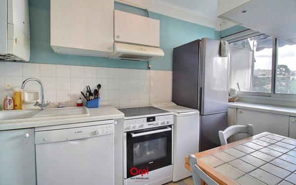 Appartement à vendre    3 pièces • 63 m2 Marseille 14