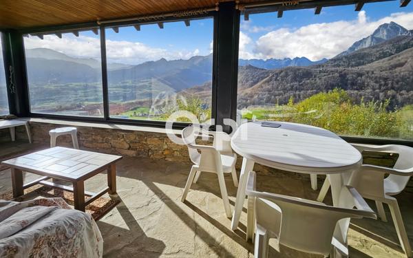 Maison à vendre    6 pièces •  Lescun