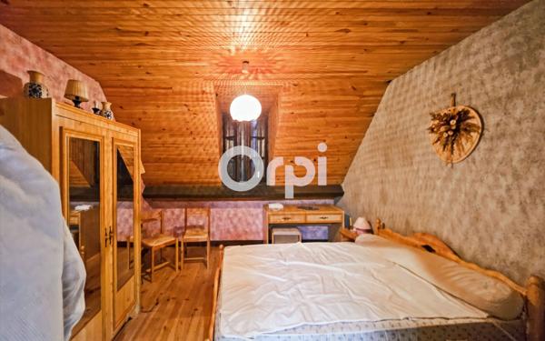 Maison à vendre    6 pièces •  Lescun