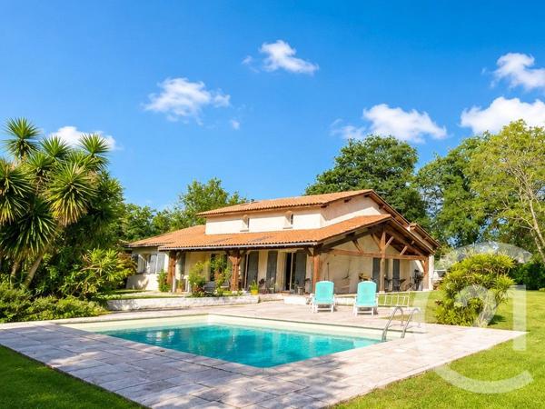 Maison à vendre  8 pièces - 215 m 2   ST QUENTIN DE BARON  - 33