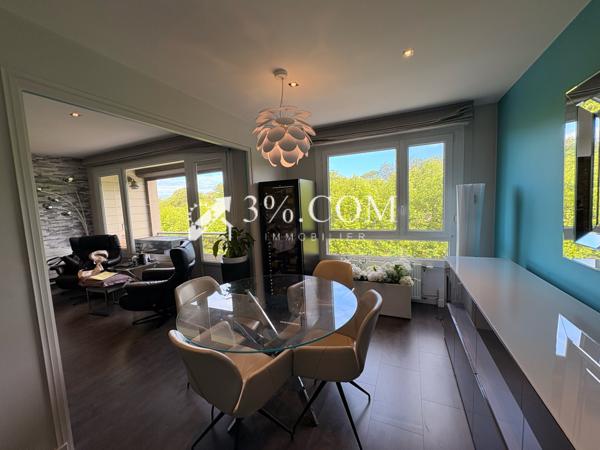 Appartement 5 pièce(s) 2 chambre(s) 96.4 m²