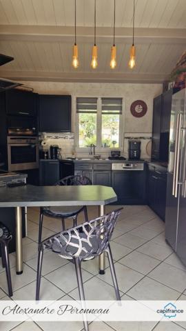 Maison à vendre 6 pièces proche de LA ROCHELLE (17)