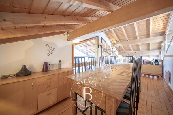 Morzine, Chalet 8 Chambres -  230 m² à vendre