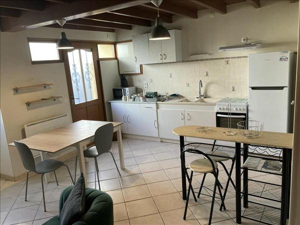 Maison à louer 490 € CC MAGNAC SUR TOUVRE 2 p 45 m² DPE E