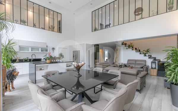 Maison à vendre    6 pièces • 260 m2 Lagny-sur-Marne