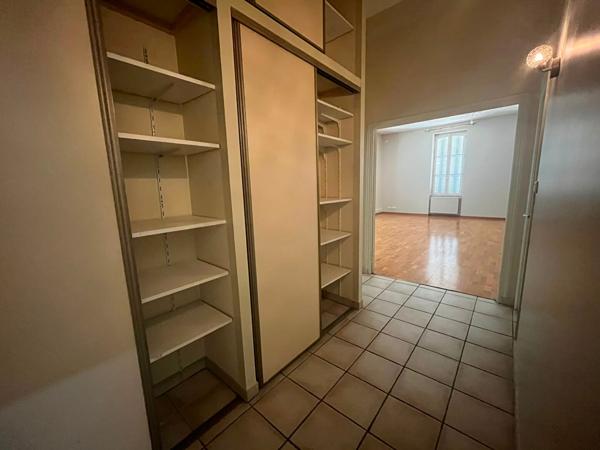 T3 Poitiers – Centre-Ville – 118.48 m²