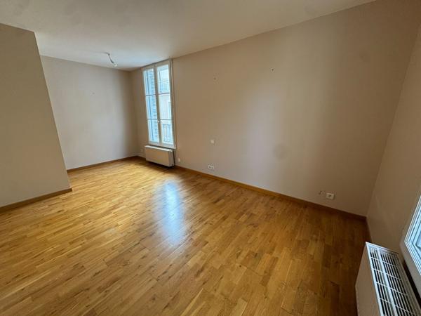 T3 Poitiers – Centre-Ville – 118.48 m²