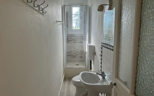 Immeuble à vendre    14 pièces • 495 m2 Gournay-sur-Marne