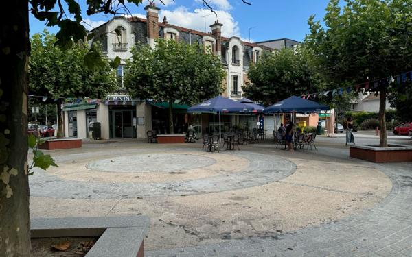 Immeuble à vendre    14 pièces • 495 m2 Gournay-sur-Marne