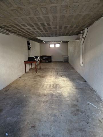 GARAGE DOUBLE - 35m² - BOX FERME A LOUER