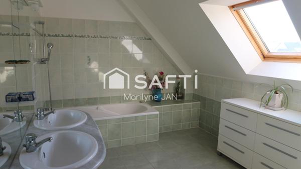 À moins de 10 min à pied des commerces.