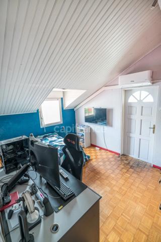 Rare à Saint André – Maison familiale + dépendance indépendante avec piscine