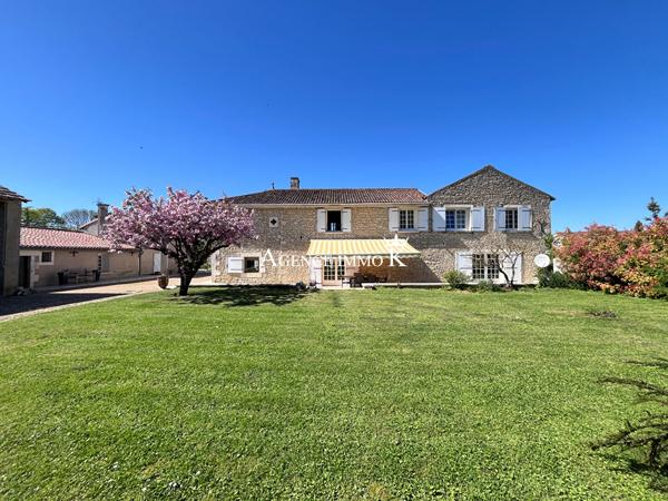 CISSÉ - Maison en pierre de 235m² , Cisse