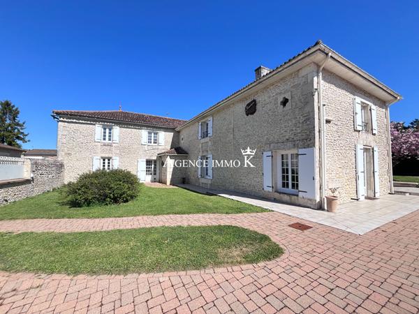 CISSÉ - Maison en pierre de 235m² , Cisse