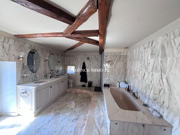 CISSÉ - Maison en pierre de 235m² , Cisse