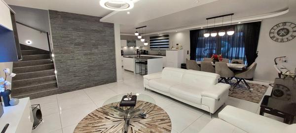 Magnifique maison 158m², 4 chambres, piscine, jardin