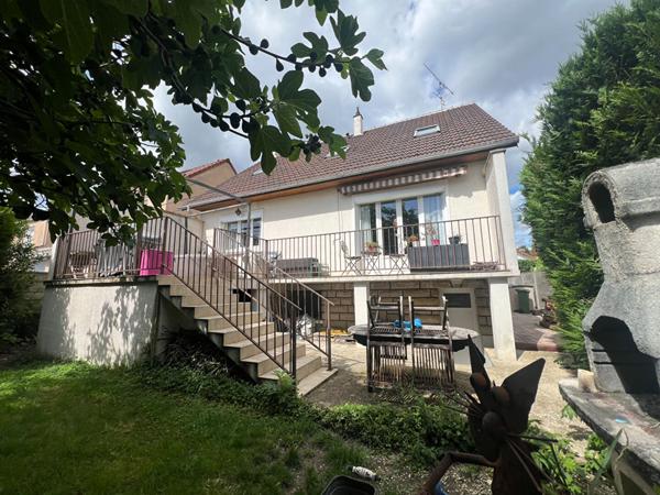 Maison à vendre à Mitry Mory - 5 chambres, 140 m²