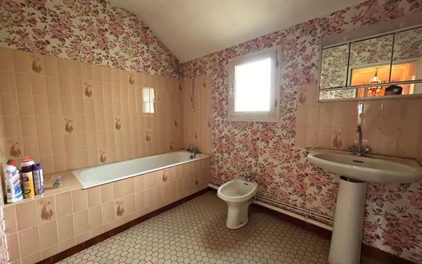 Maison à vendre    4 pièces •  Blois