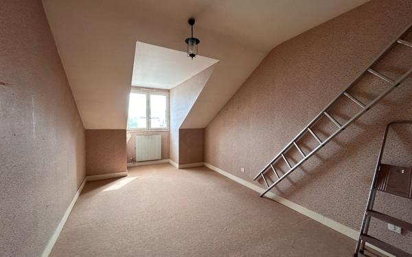 Maison à vendre    4 pièces •  Blois