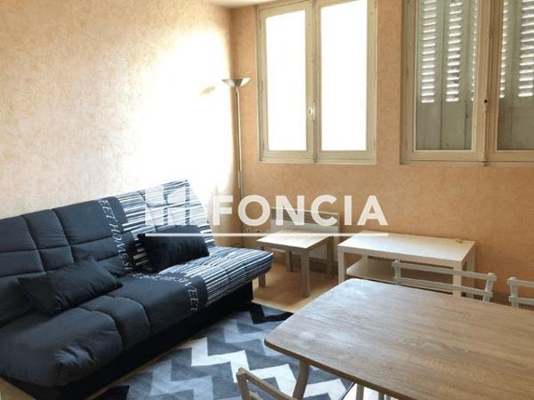 Location Appartement 2 pièces 21.8 m² - 25 RUE FAVART D'HERBIGNY Reims 51100