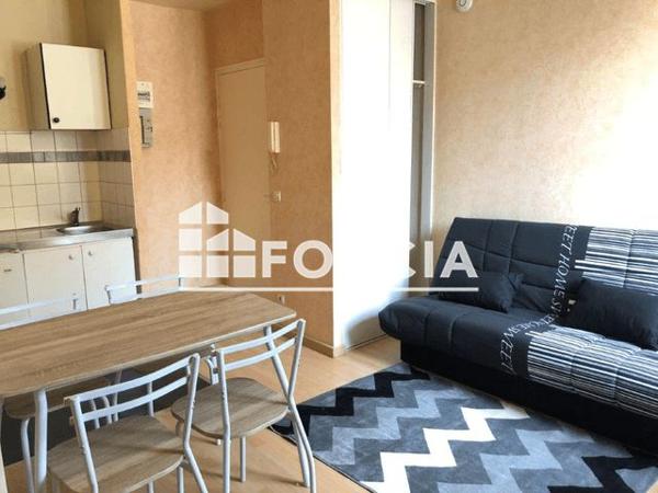 Location Appartement 2 pièces 21.8 m² - 25 RUE FAVART D'HERBIGNY Reims 51100