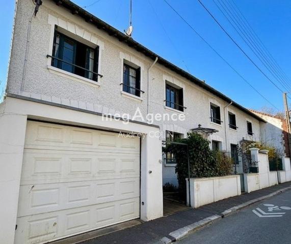 Maison à SENS, 89100 - 8 pièces 184m²