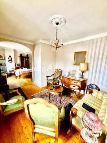 Maison à SENS, 89100 - 8 pièces 184m²