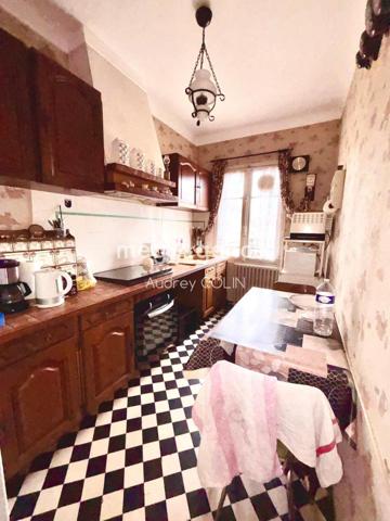Maison à SENS, 89100 - 8 pièces 184m²