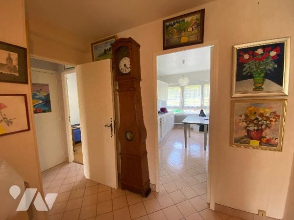 CAEN VILLE QUARTIER SAINT PAUL CHEMIN VERT APPARTEMENT F4 LUMINEUX AVEC GARAGE