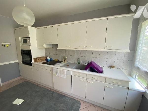 CAEN VILLE QUARTIER SAINT PAUL CHEMIN VERT APPARTEMENT F4 LUMINEUX AVEC GARAGE