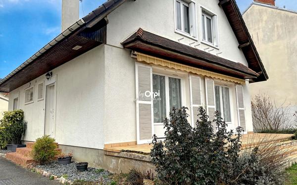 Maison à vendre    7 pièces •  Montluçon