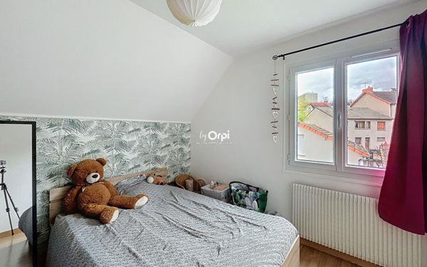 Maison à vendre    7 pièces •  Montluçon