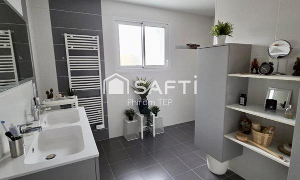 Villa moderne tout confort avec piscine