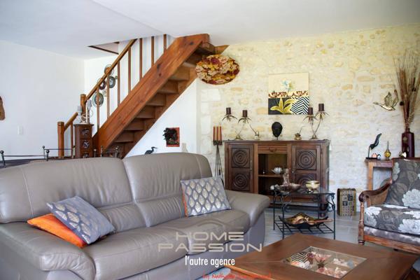 MEURSAC  ANCIENNE DISTILLERIE DES ANNEES 30, SA PROPRIETE + 6 GITES