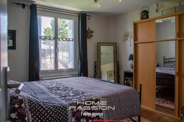 MEURSAC  ANCIENNE DISTILLERIE DES ANNEES 30, SA PROPRIETE + 6 GITES