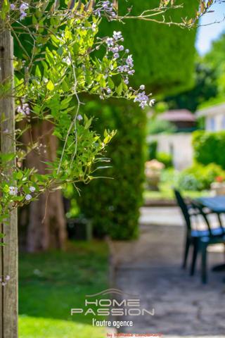 MEURSAC  ANCIENNE DISTILLERIE DES ANNEES 30, SA PROPRIETE + 6 GITES