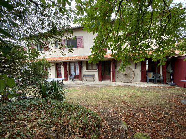 Maison
         16 pièces
        - 500 m² Exclusivité 346 000 € *