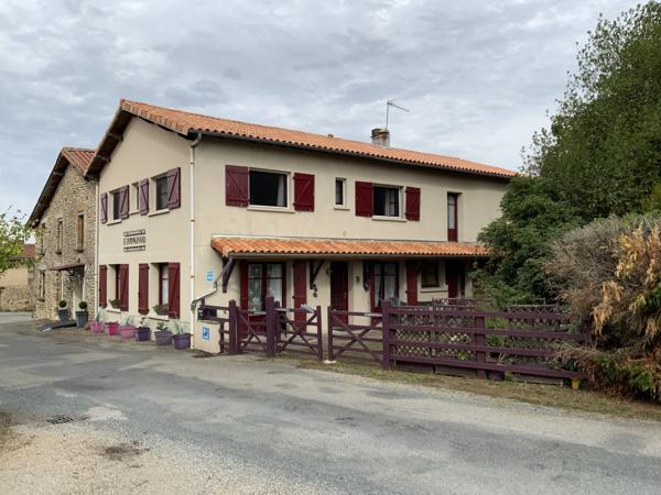 Maison
         16 pièces
        - 500 m² Exclusivité 346 000 € *