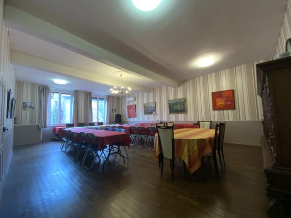 Maison
         16 pièces
        - 500 m² Exclusivité 346 000 € *