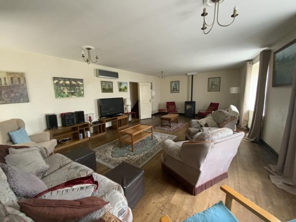 Maison
         16 pièces
        - 500 m² Exclusivité 346 000 € *
