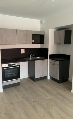 T3 NON MEUBLE - DISPONIBLE AU 27/06 - SOUMIS AU DISPOSITIF PINEL