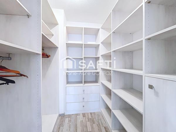 Emplacement privilégié, vaste appartement lumineux