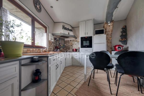 Dpt Yvelines (78), à vendre proximité immédiate THOIRY, Maison 4 pièces